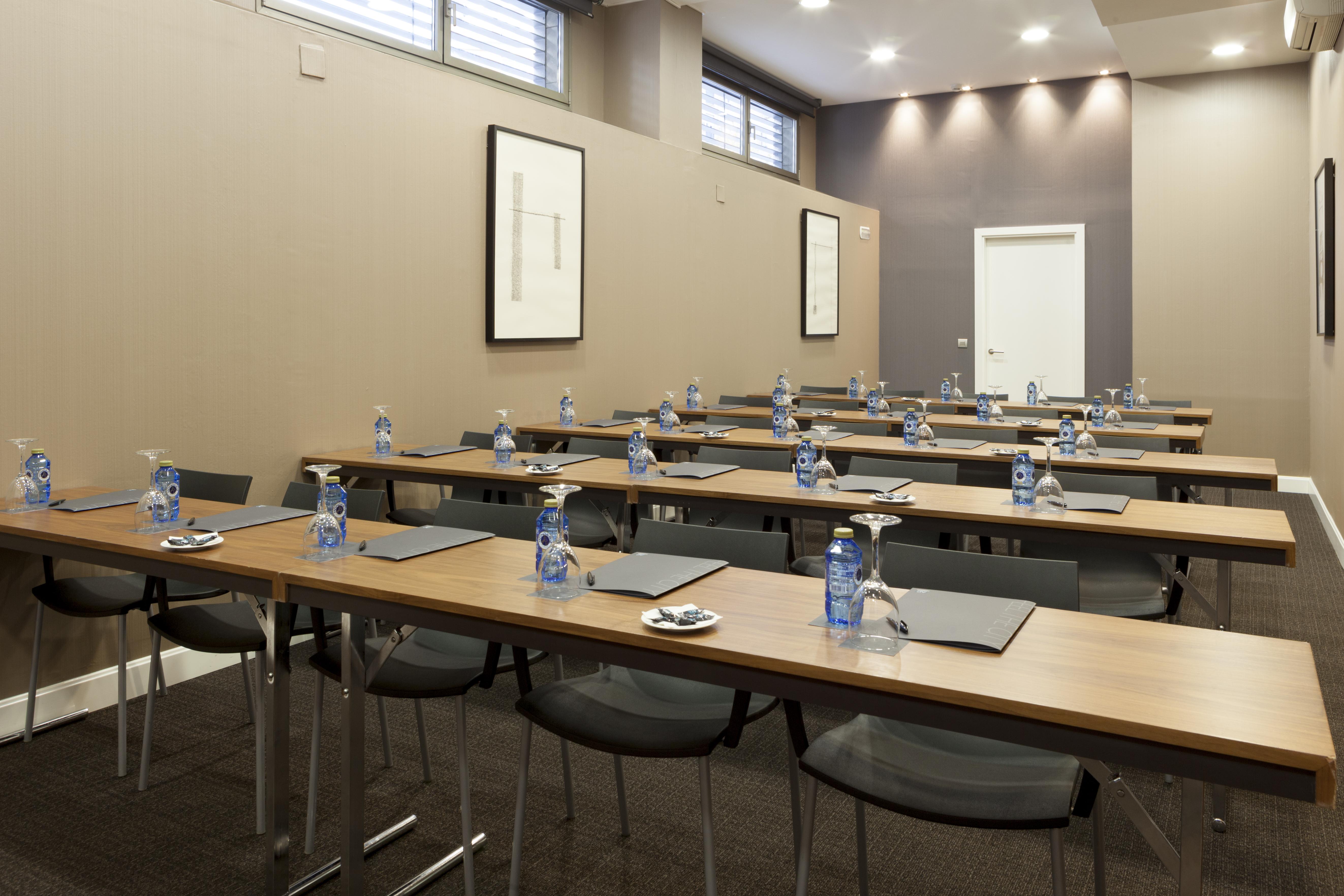 Porcel Torneo Hotel Seville Ngoại thất bức ảnh