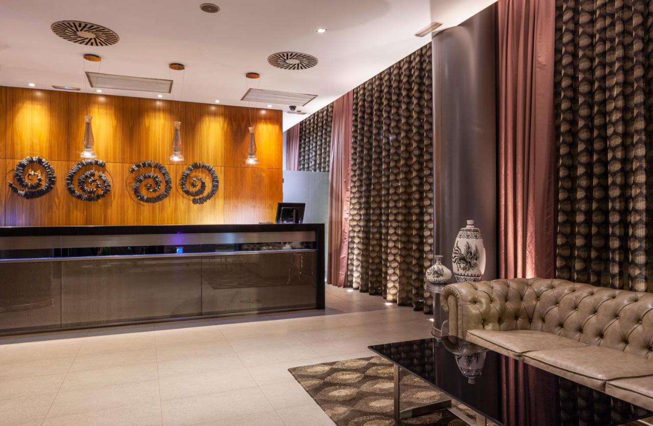 Porcel Torneo Hotel Seville Ngoại thất bức ảnh