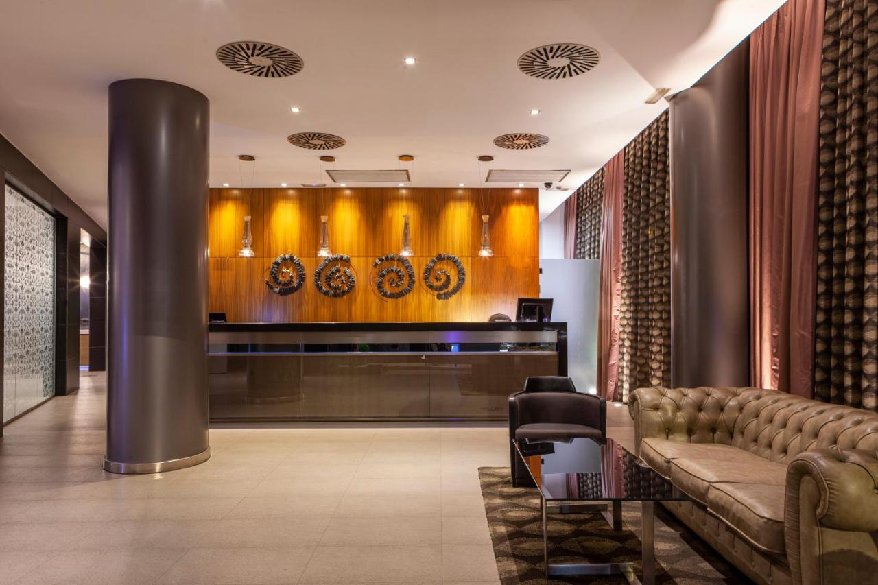 Porcel Torneo Hotel Seville Ngoại thất bức ảnh