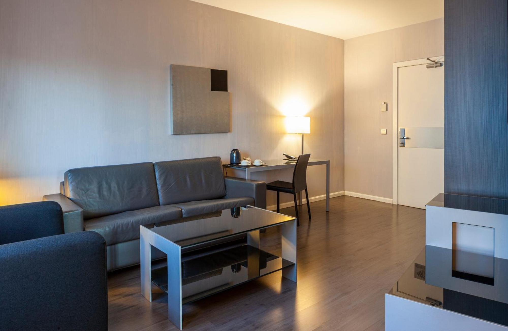 Porcel Torneo Hotel Seville Ngoại thất bức ảnh